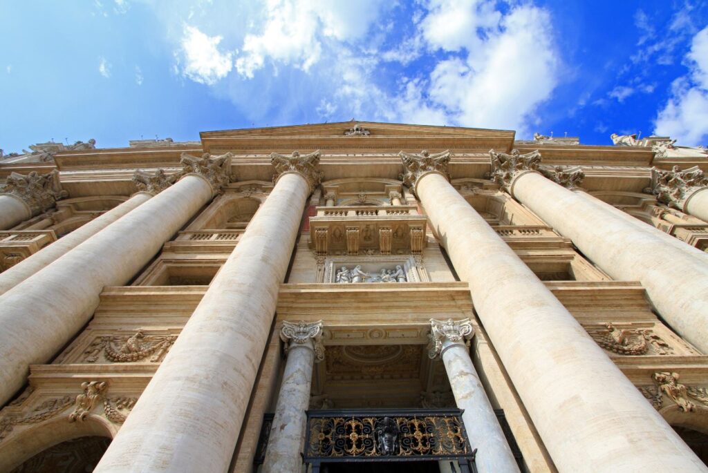 Il Colonnato In Travertino Romano Di Piazza San Pietro Poggi Bros